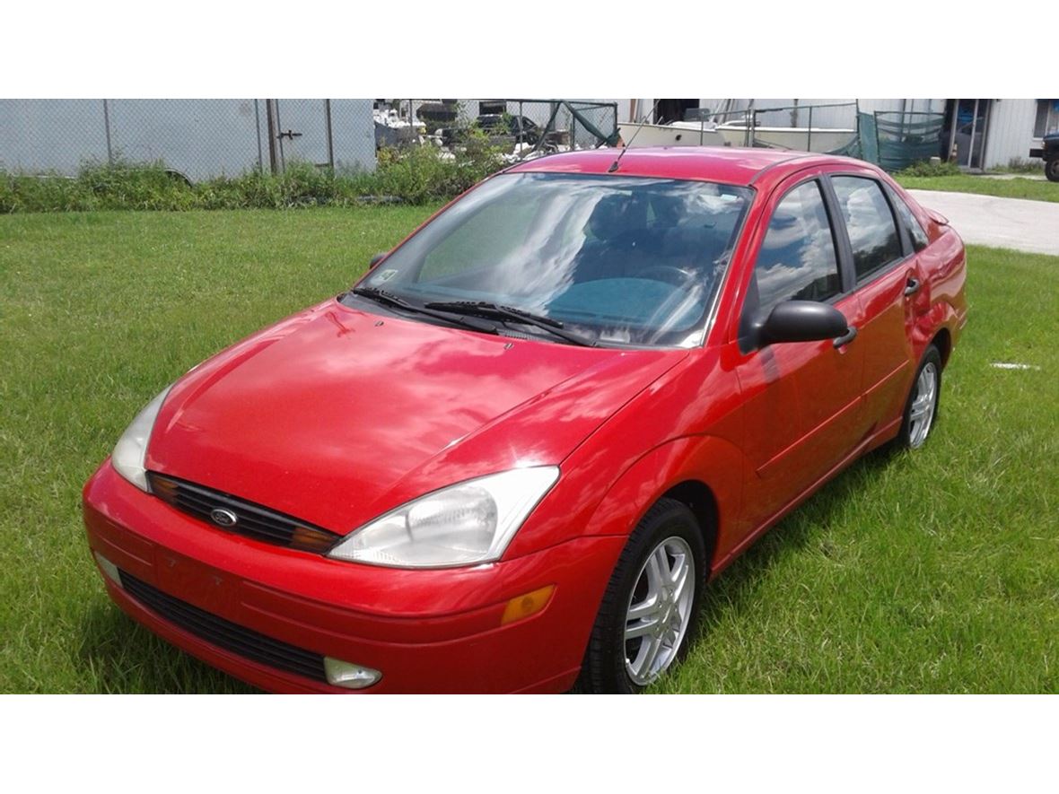 2001 Ford Focus ST for sale by owner in Lehigh Acres