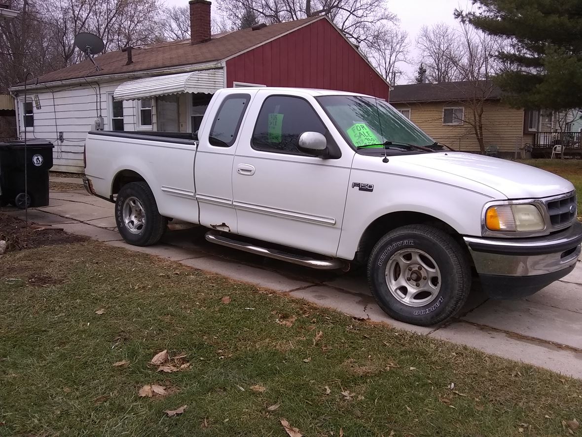 1997 Ford Ford F-150 for sale by owner in Redford