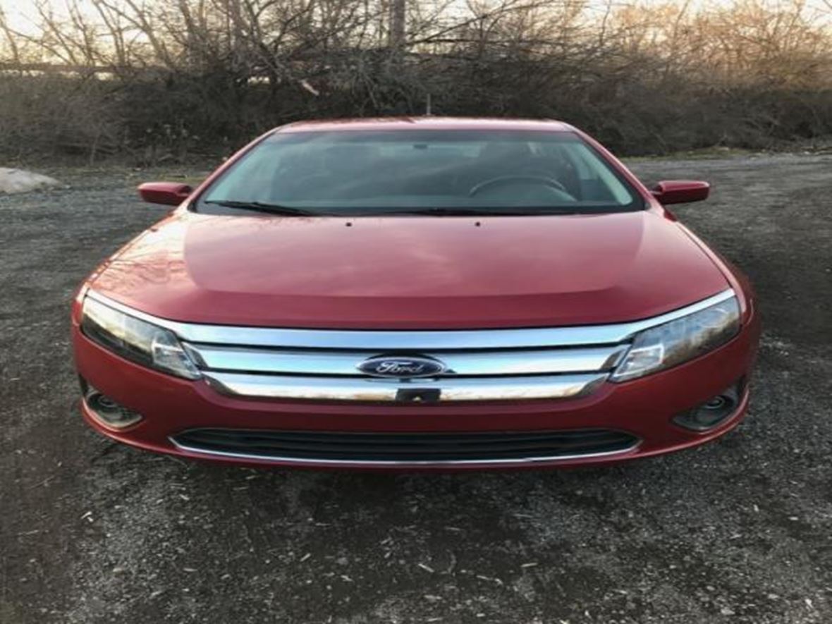 2010 Ford Fusion for sale by owner in Vandalia