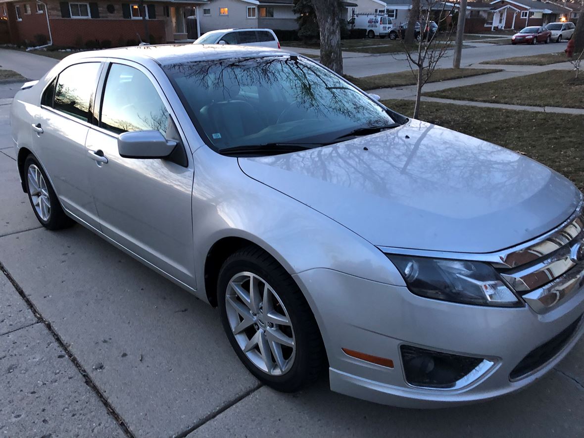 2010 Ford Fusion for sale by owner in Garden City