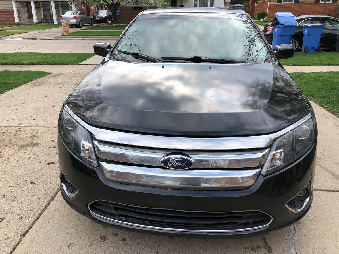 2011 Ford Fusion for sale by owner in Garden City