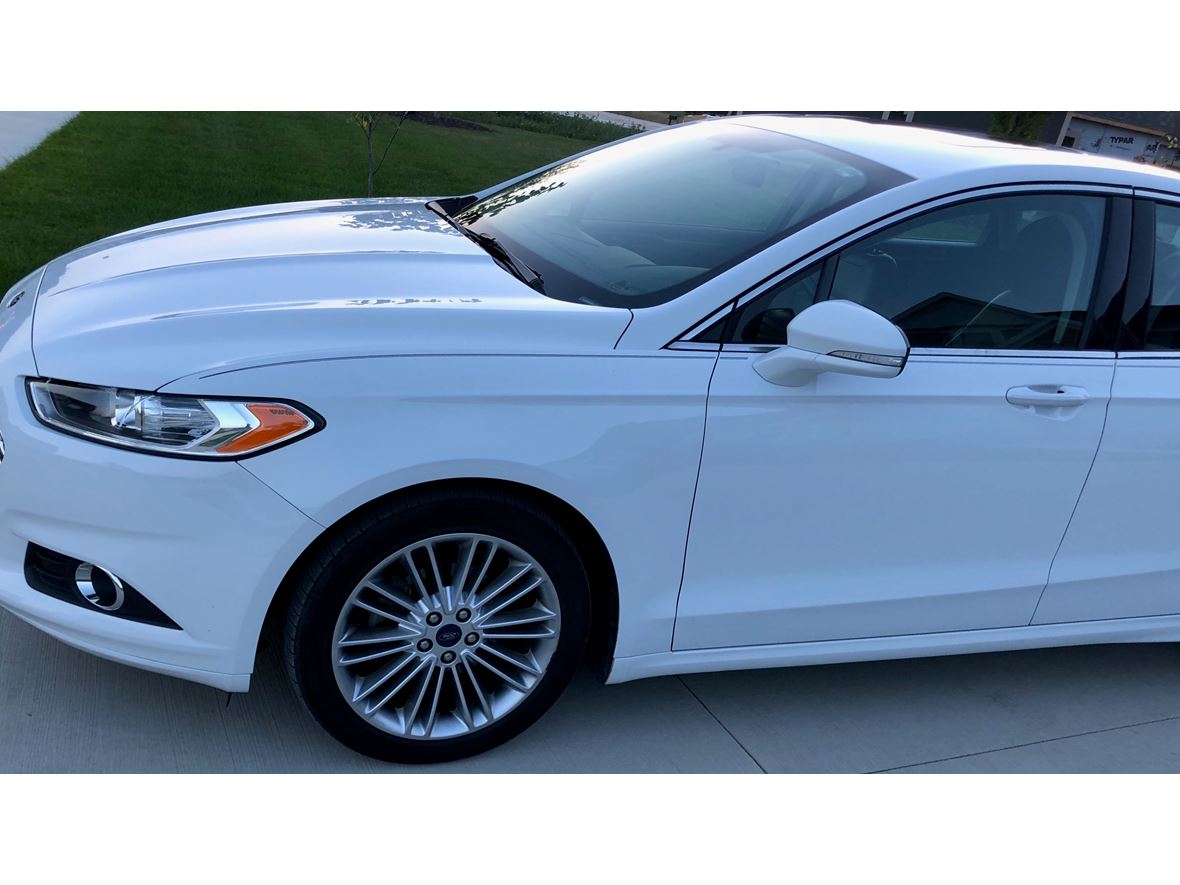 2014 Ford Fusion for sale by owner in Grandville