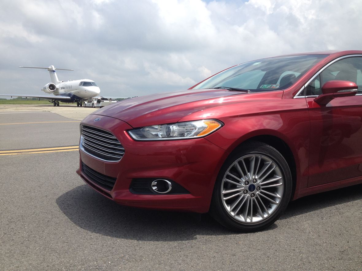 2014 Ford Fusion for sale by owner in Aliquippa