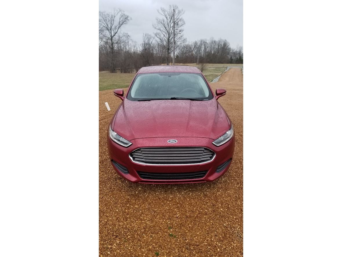 2014 Ford Fusion for sale by owner in Greenfield