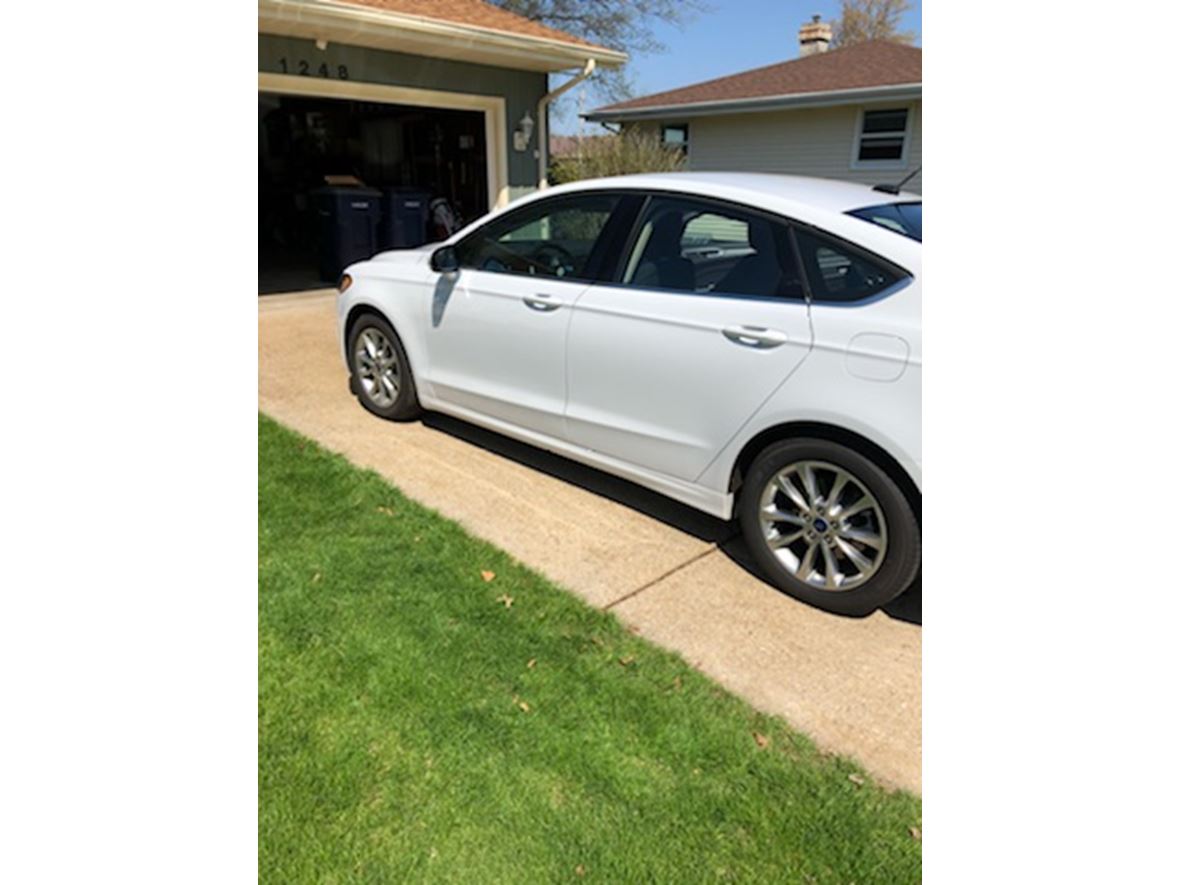 2017 Ford Fusion for sale by owner in Janesville