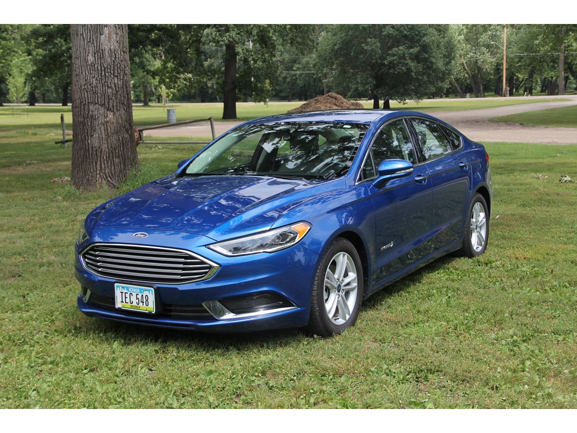 2018 Ford Fusion Hybrid for sale by owner in Janesville