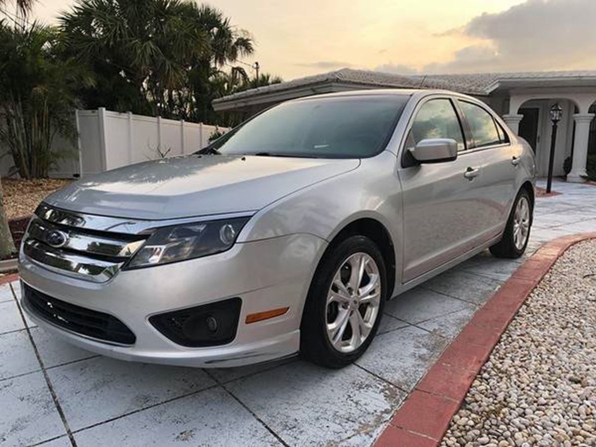 2012 Ford Fusion SE for Sale by Owner in Bradenton, FL 34205