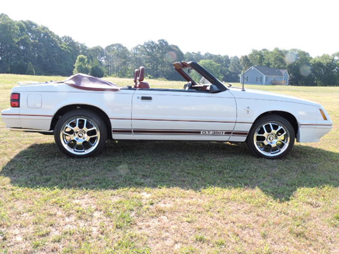 1984 Ford Mustang for sale by owner in Milford