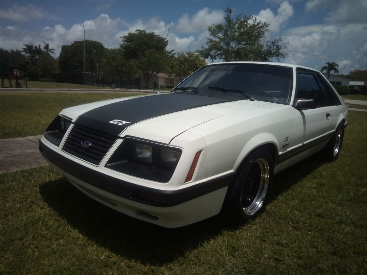 1984 Ford Mustang GT for sale by owner in Miami