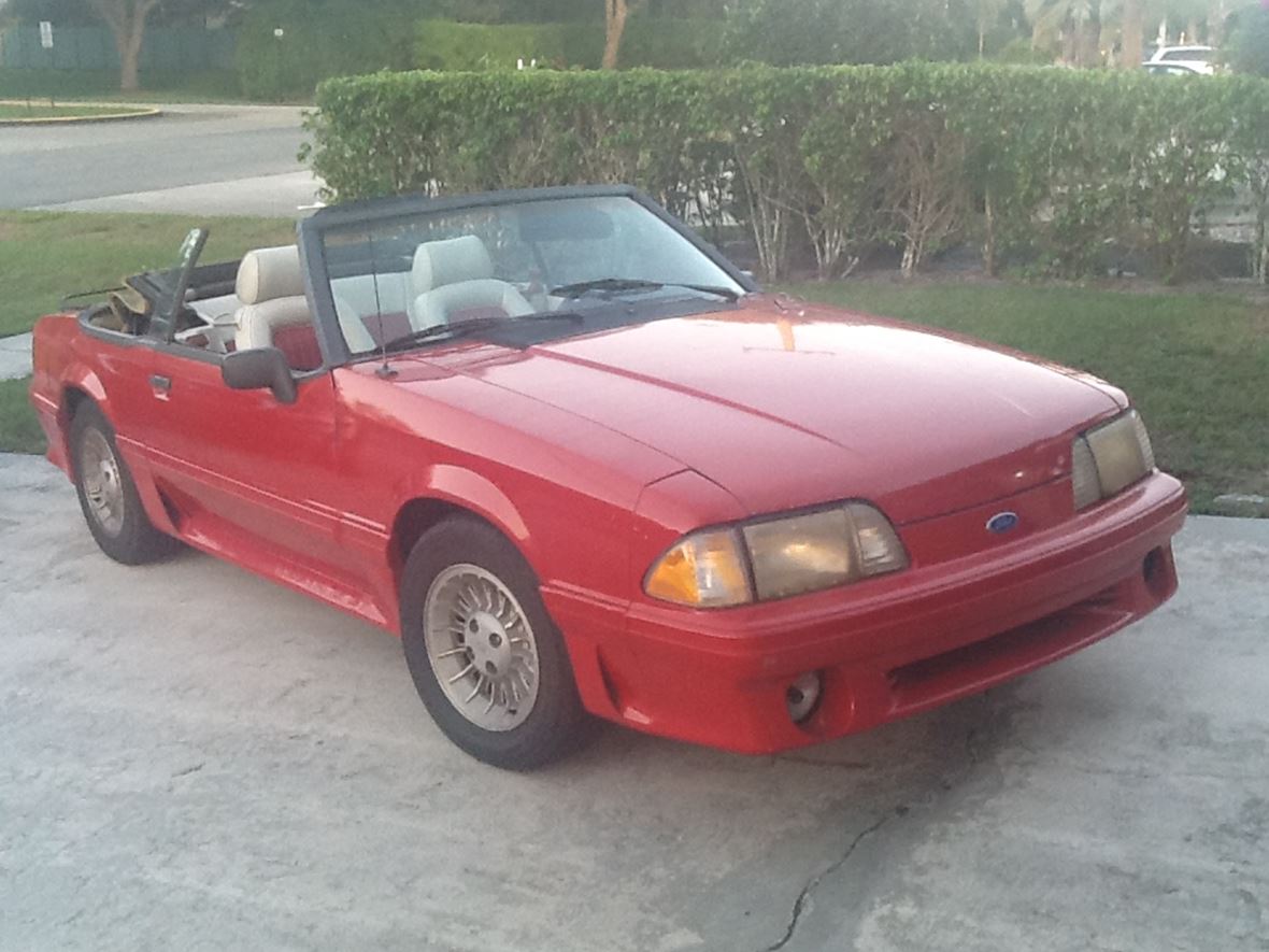 1989 Ford Mustang for sale by owner in Boca Raton
