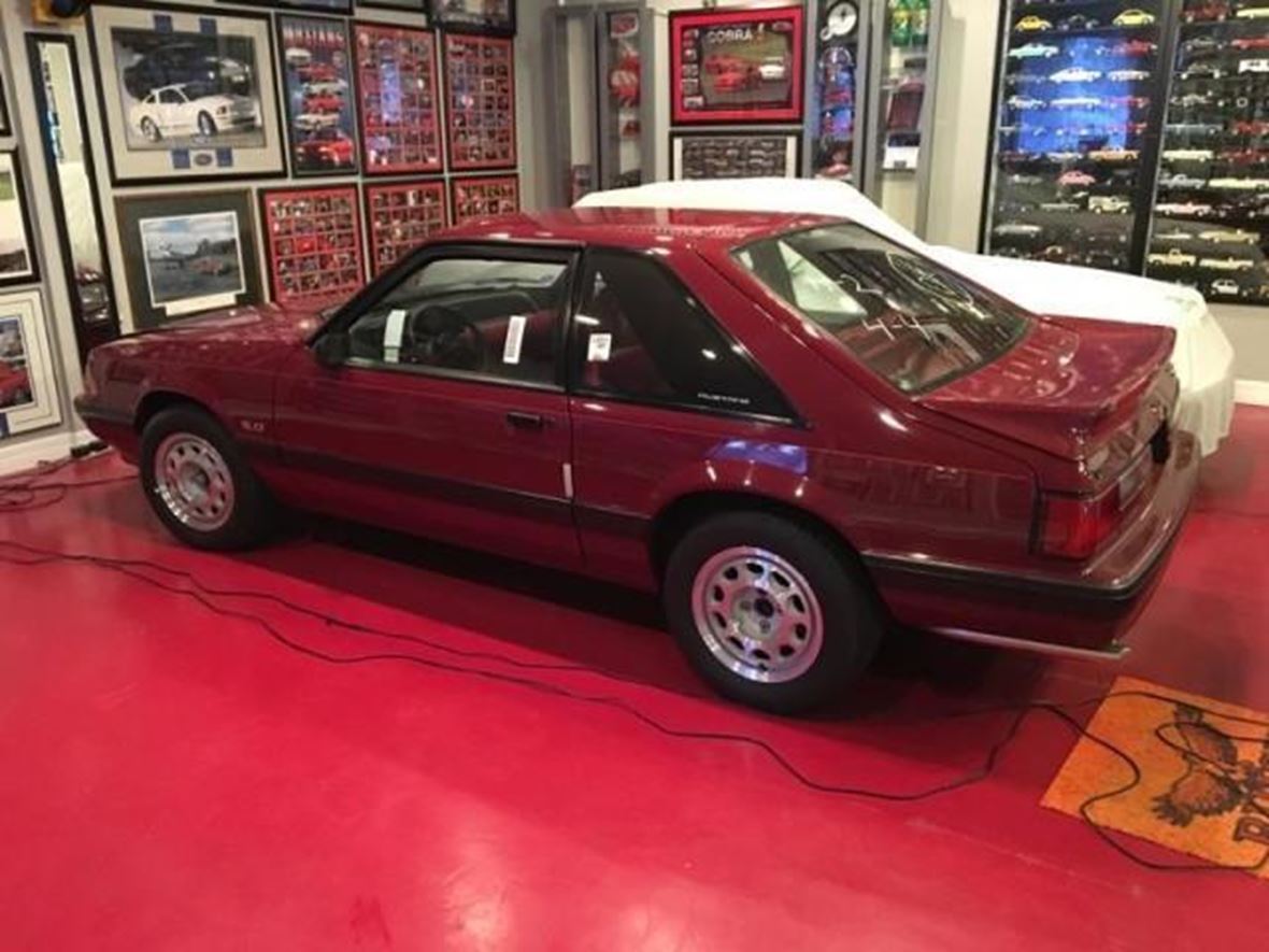 1989 Ford Mustang for sale by owner in Tampa