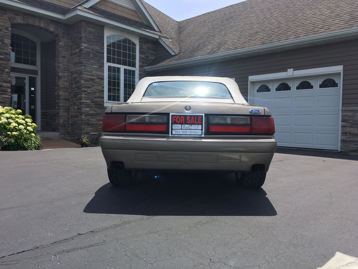 1993 Ford Mustang for sale by owner in Shakopee