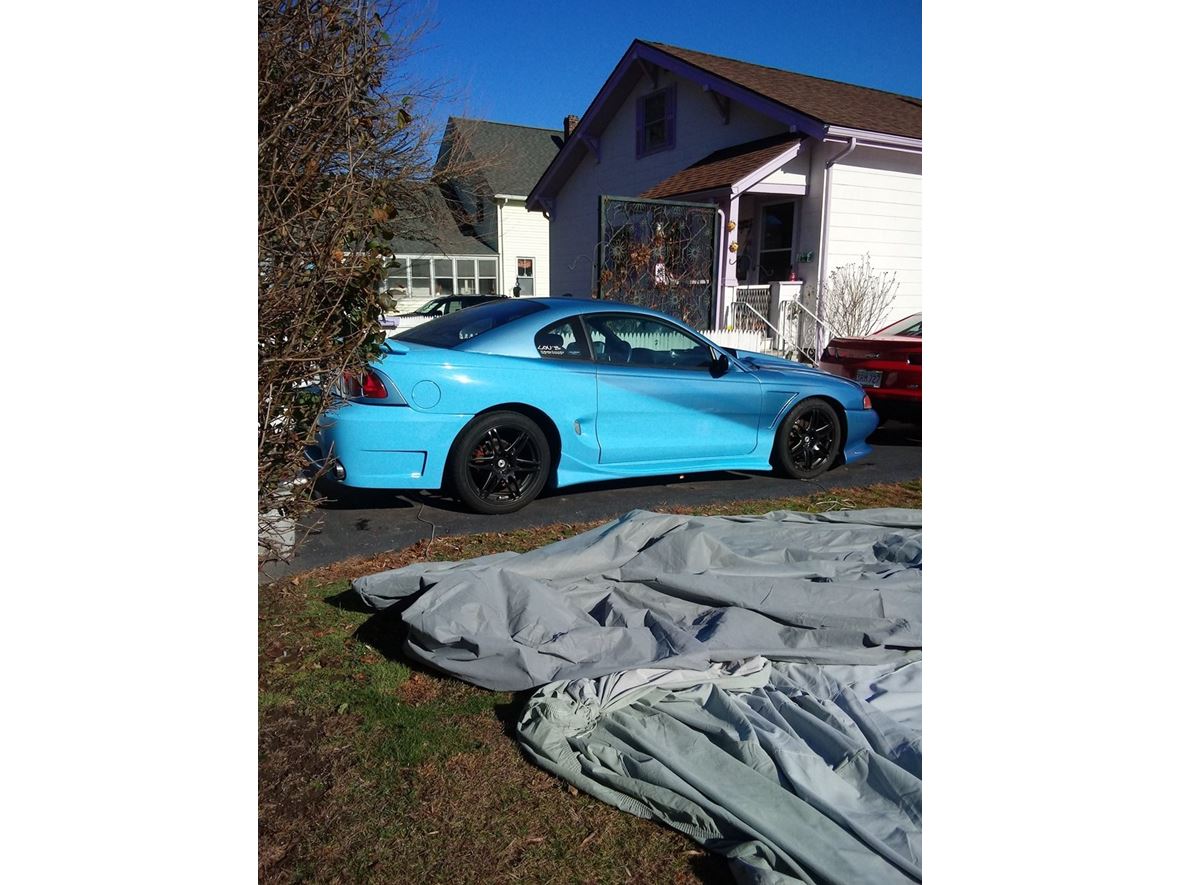 1998 Ford Mustang for sale by owner in Millbury