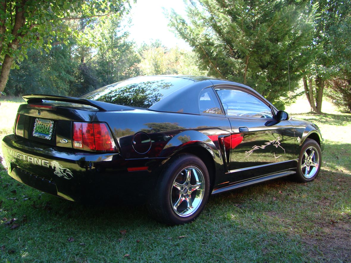 1999 Ford Mustang for sale by owner in Pisgah