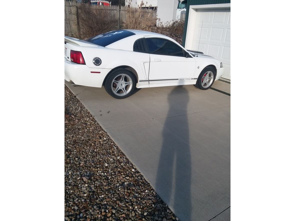 1999 Ford Mustang for sale by owner in Kent