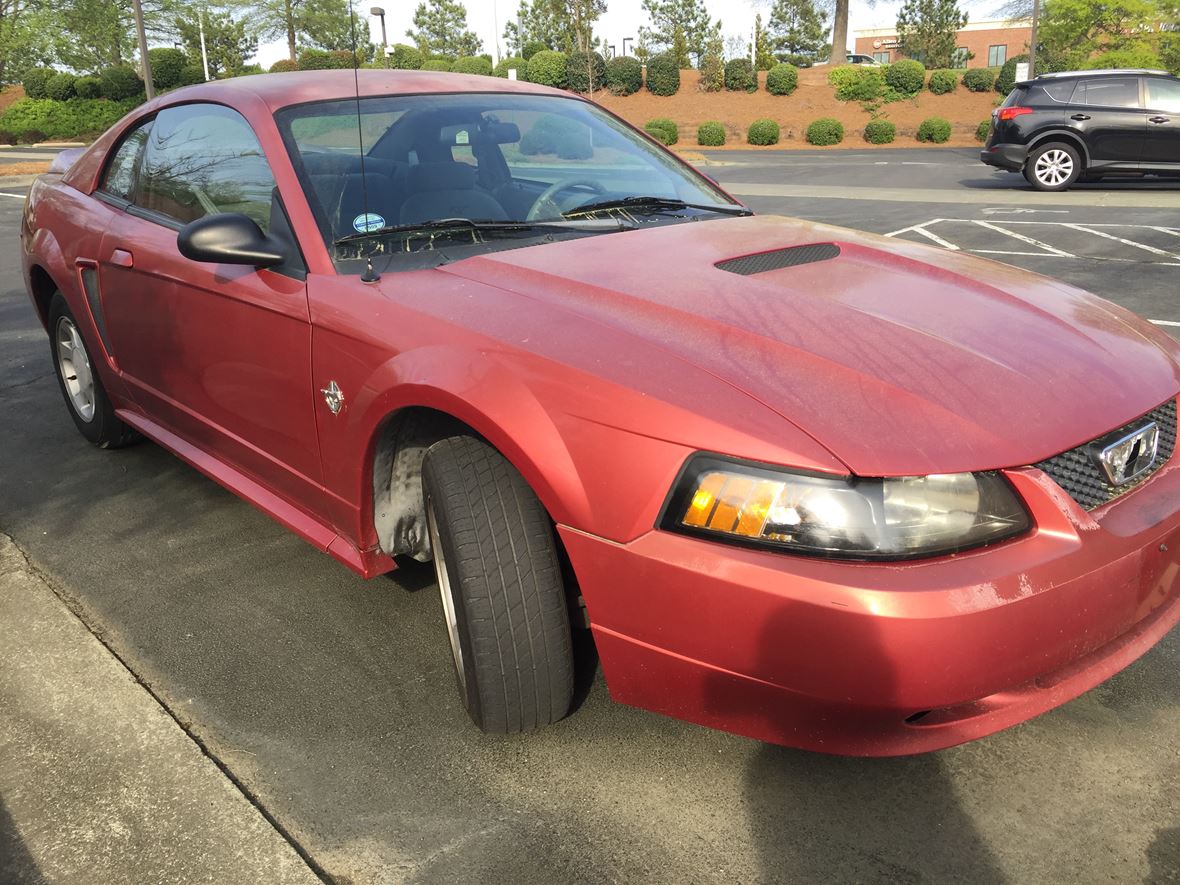1999 Ford Mustang for sale by owner in Cary