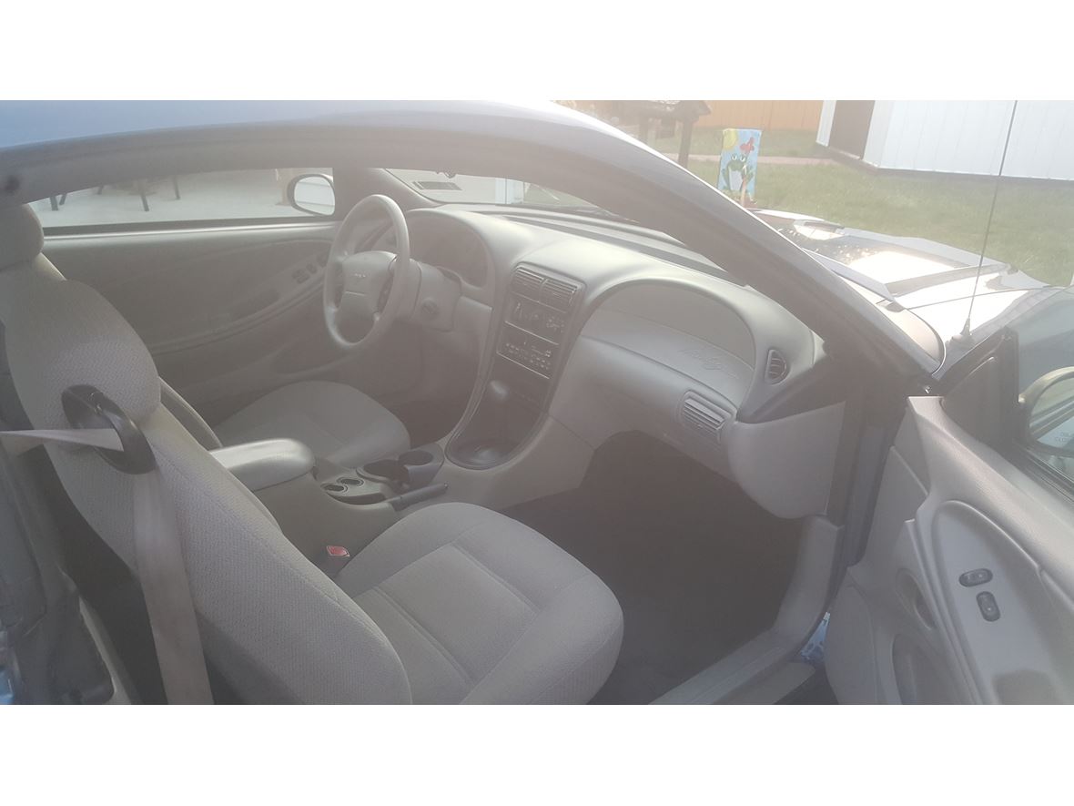 1999 Ford Mustang for sale by owner in Dayton