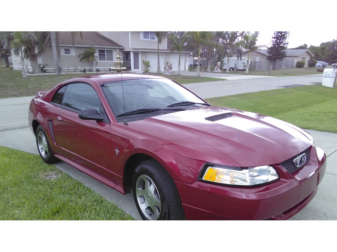 2000 Ford Mustang for sale by owner in Port Charlotte