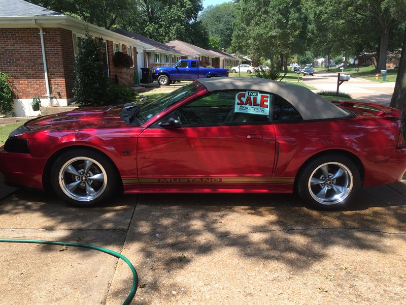 2001 Ford Mustang for sale by owner in SAINT LOUIS