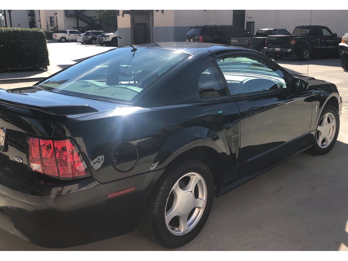 2002 Ford Mustang for sale by owner in Long Beach
