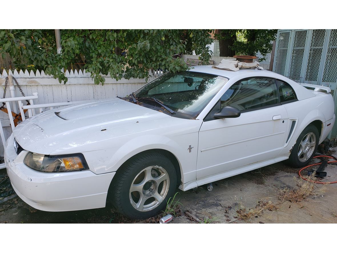 2003 Ford Mustang for sale by owner in Johnston