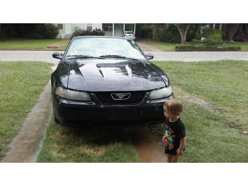 2004 Ford Mustang for sale by owner in Montgomery