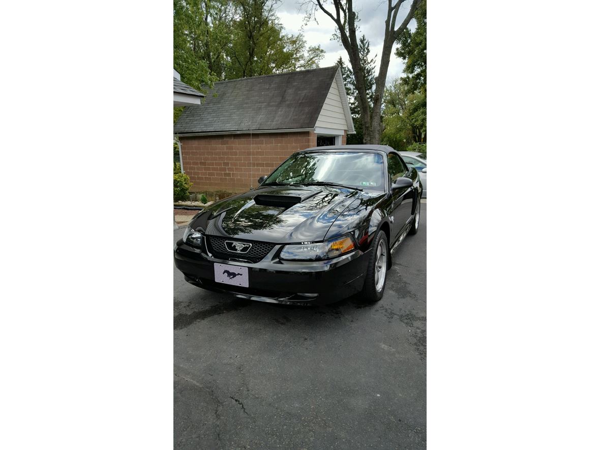 2004 Ford Mustang for sale by owner in Hatboro