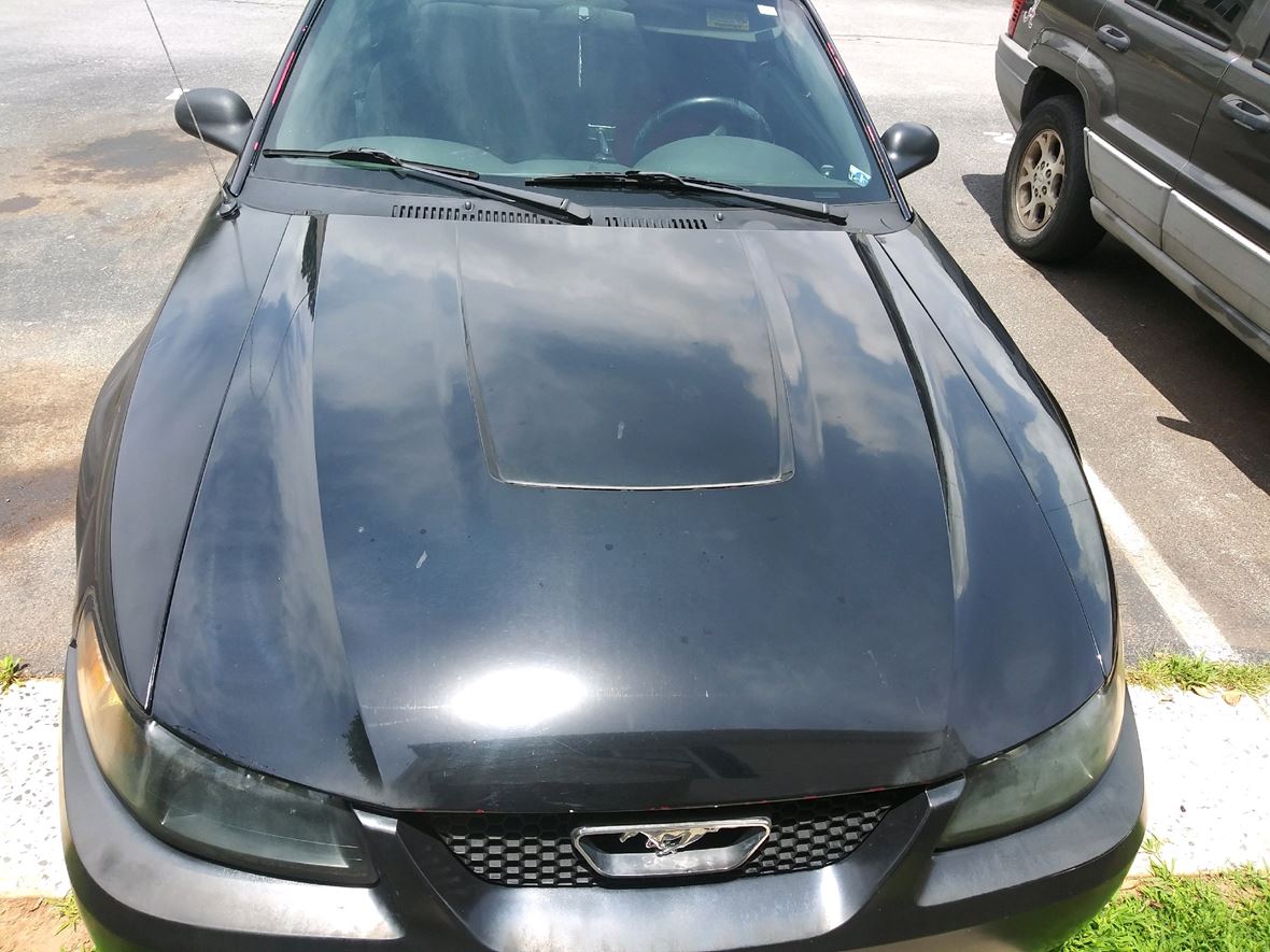 2004 Ford Mustang for sale by owner in Dallas