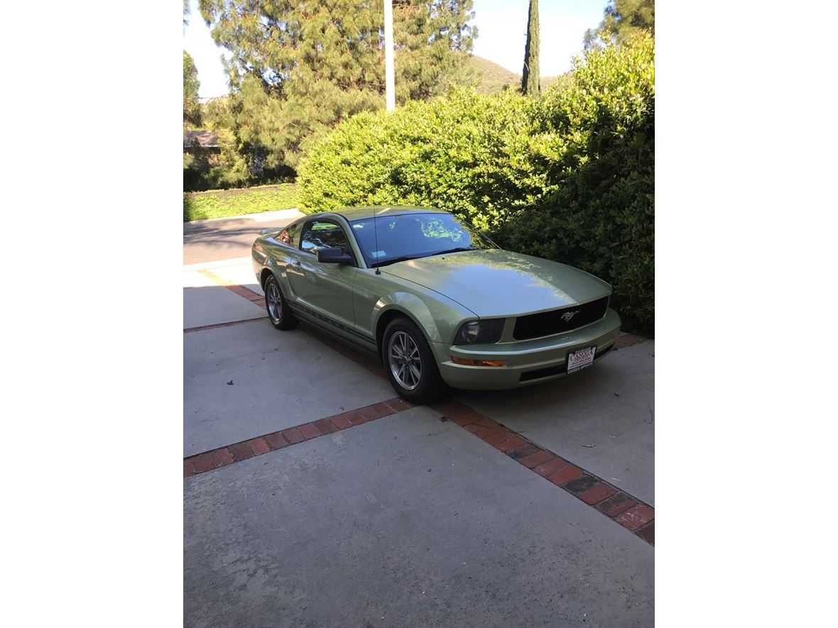 2005 Ford Mustang for sale by owner in Thousand Oaks