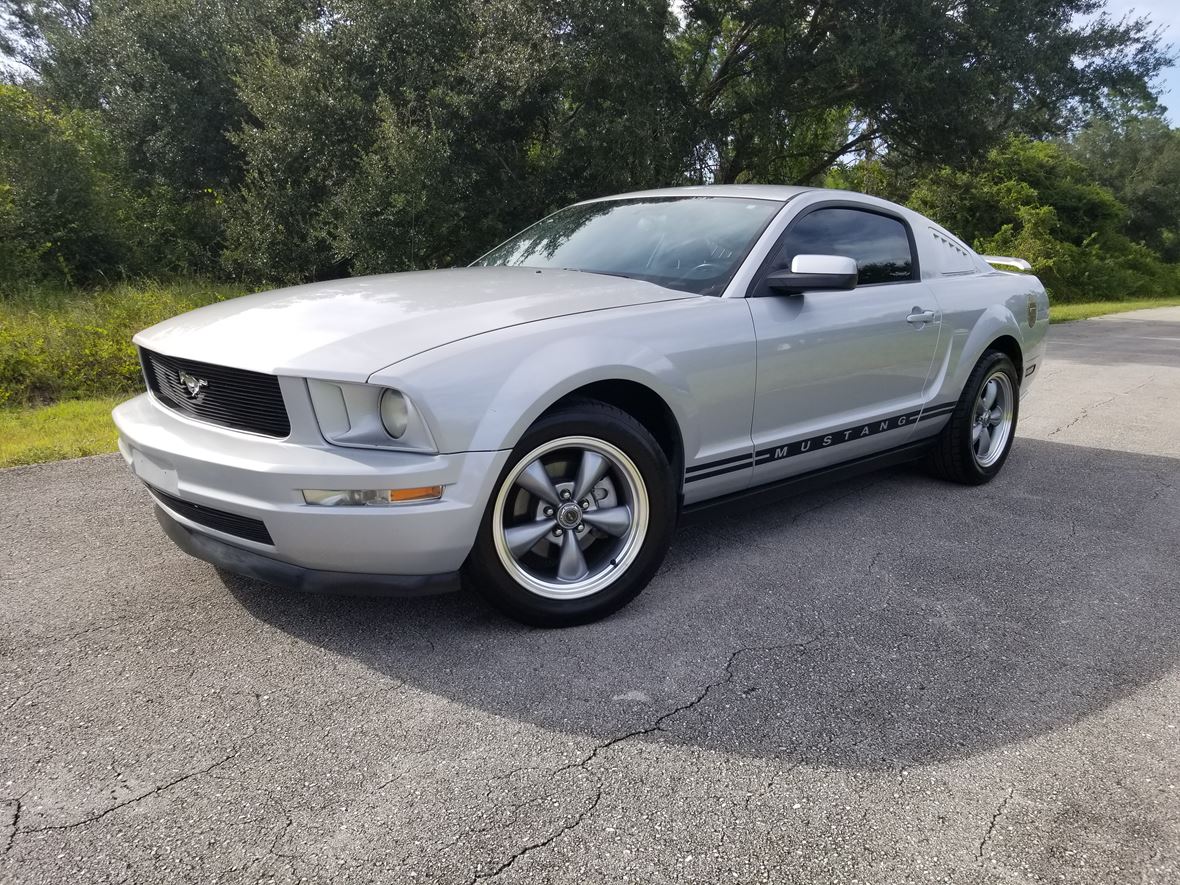 Used 2005 Ford Mustang For Sale