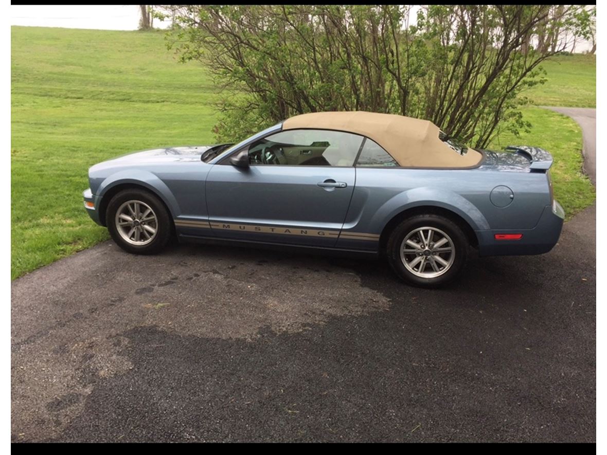 2005 Ford Mustang for sale by owner in Reisterstown