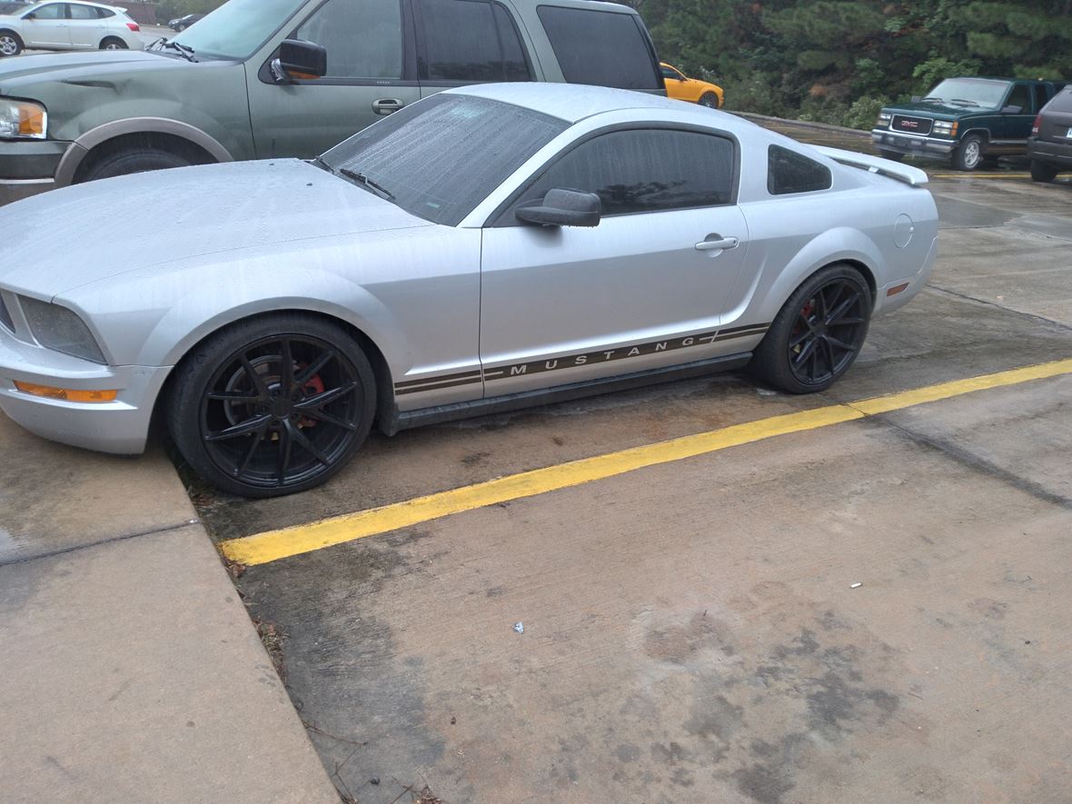 2005 Ford Mustang for sale by owner in Bryant