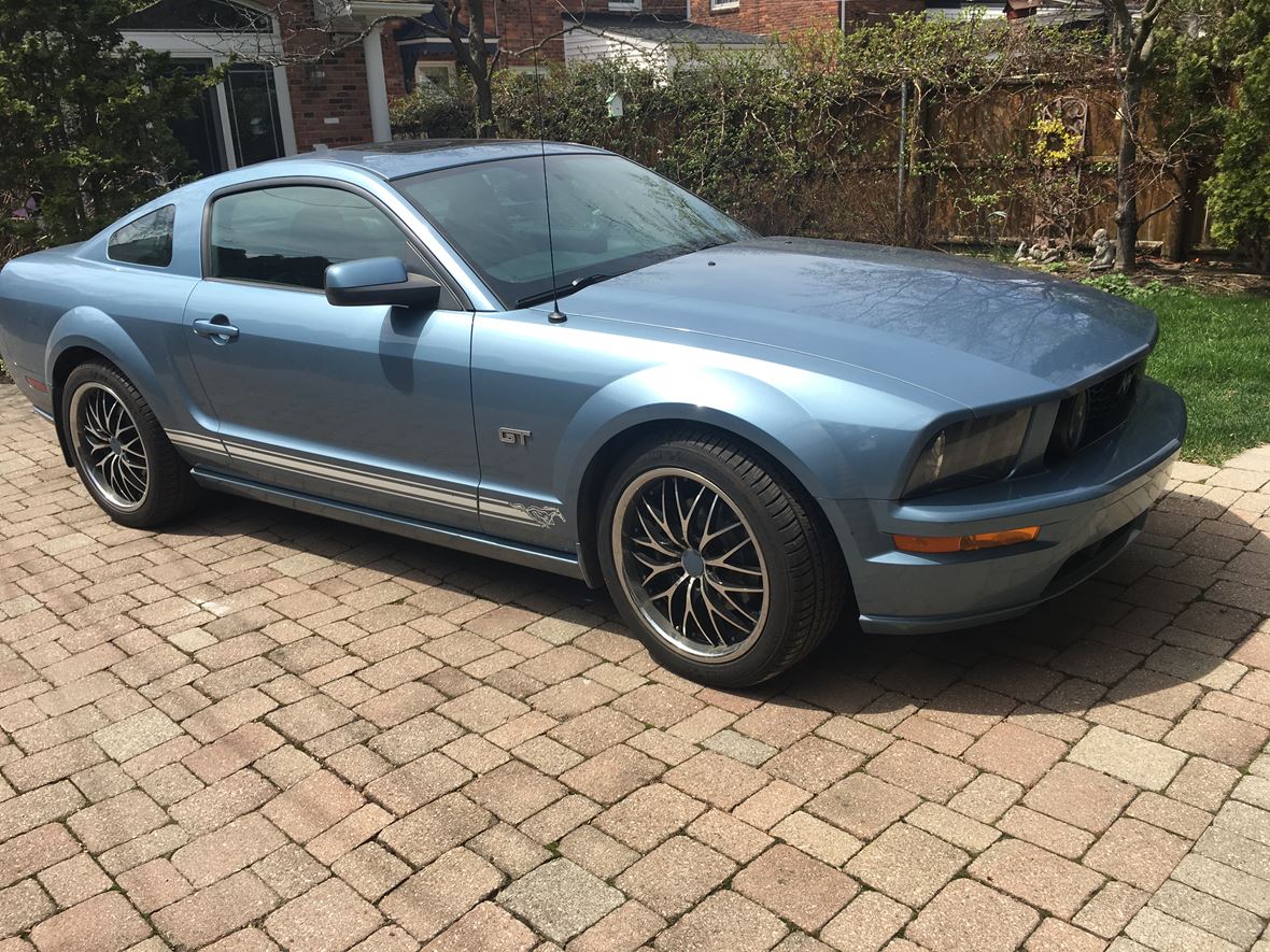 2006 Ford Mustang for sale by owner in Grosse Pointe