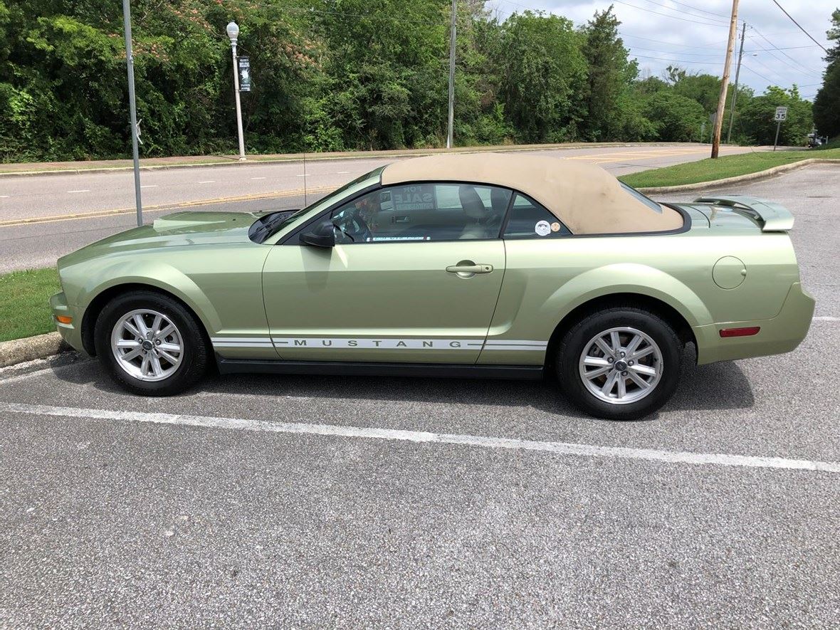 2006 Ford Mustang for sale by owner in Helena