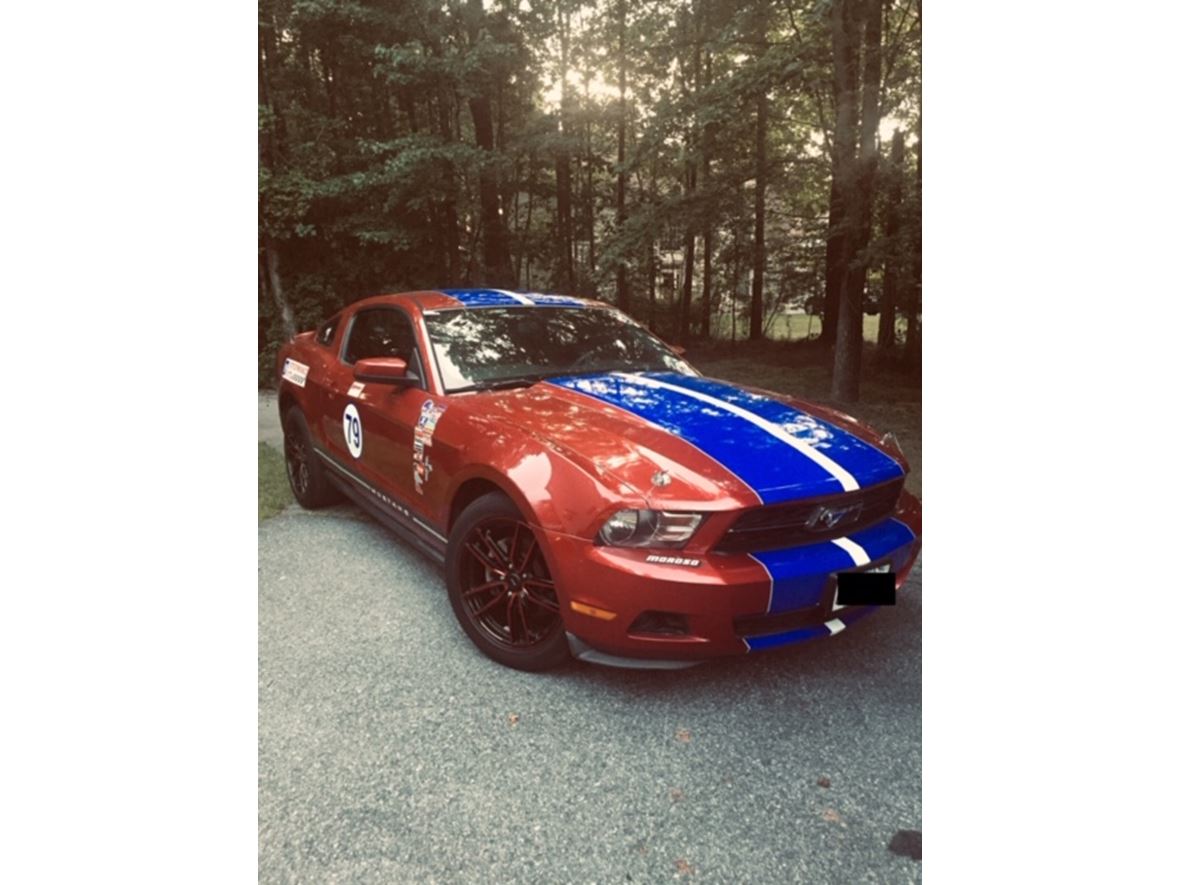 2010 Ford Mustang for sale by owner in Greenbelt
