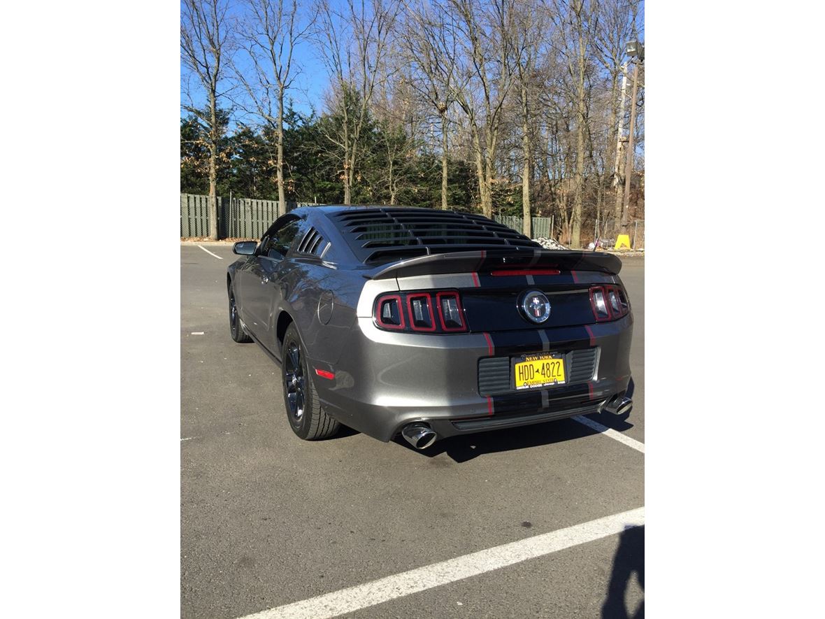 2013 Ford Mustang for sale by owner in Staten Island