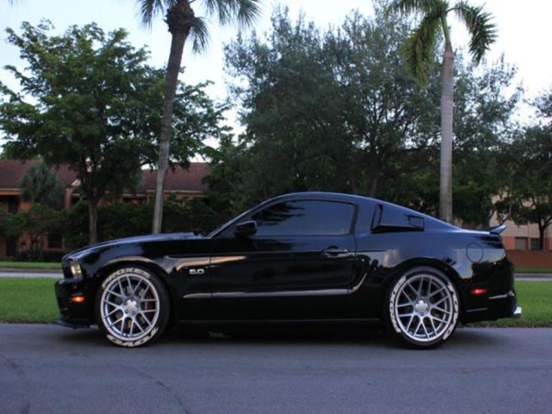 2014 Ford Mustang for sale by owner in Sheridan