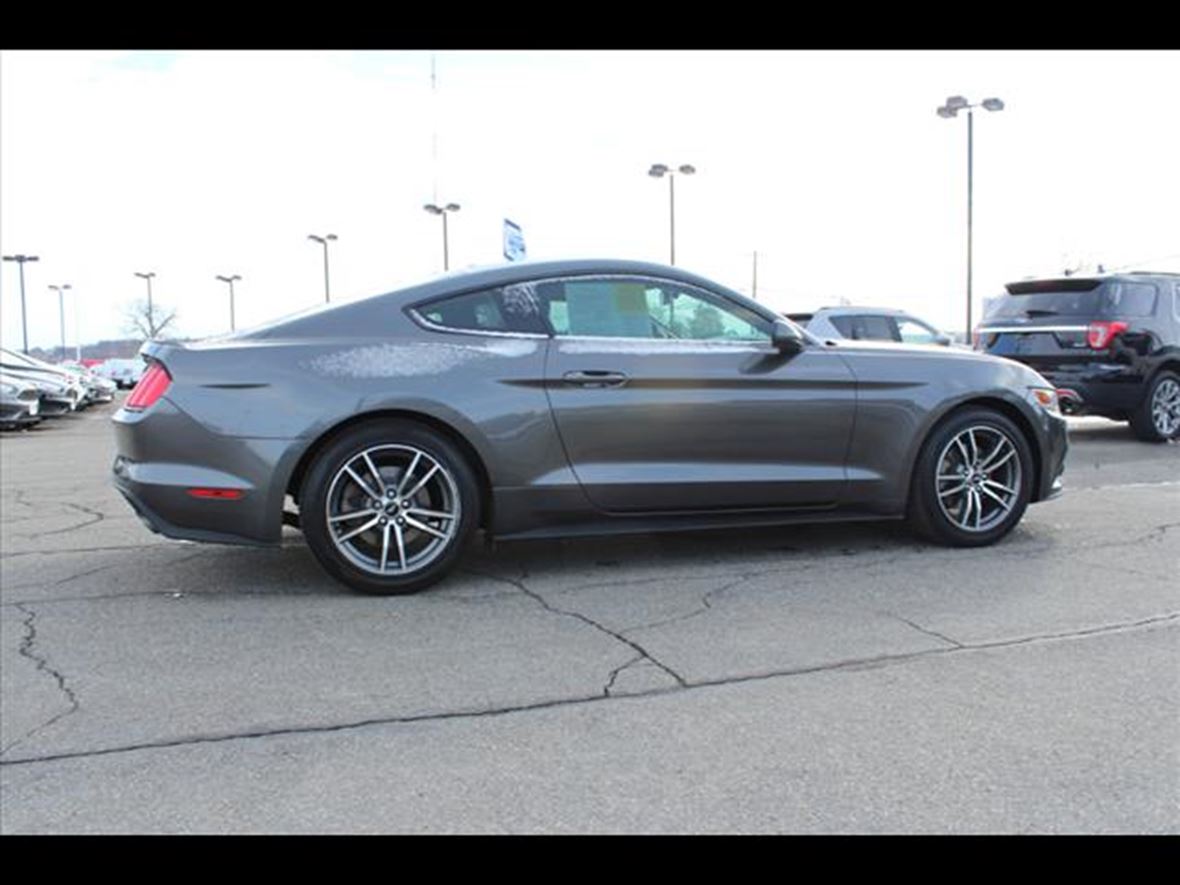 2015 Ford Mustang for sale by owner in Needham Heights