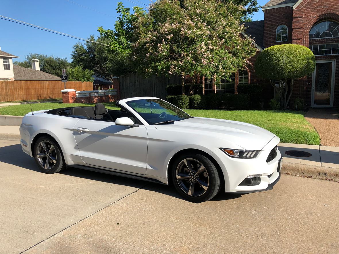 2015 Ford Mustang for sale by owner in Dallas