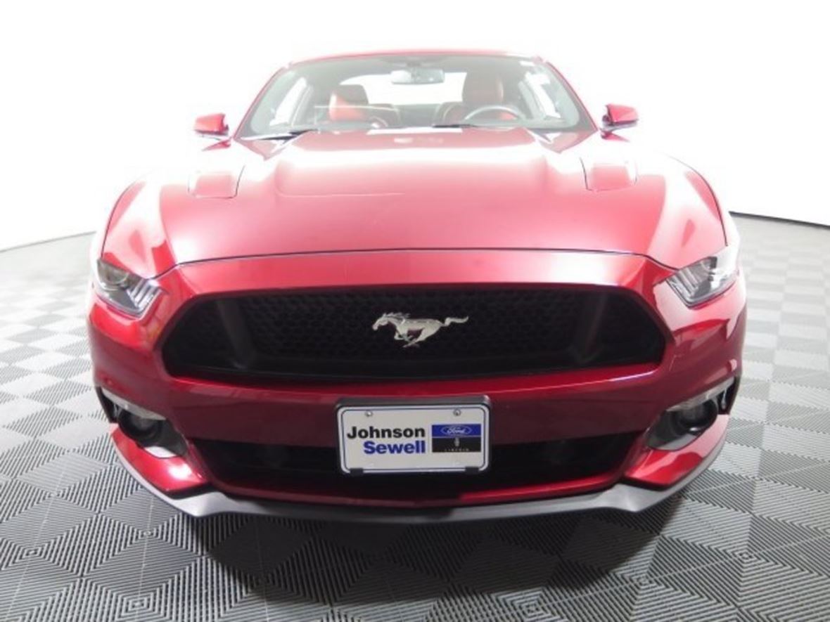 2016 Ford Mustang for sale by owner in Marble Falls