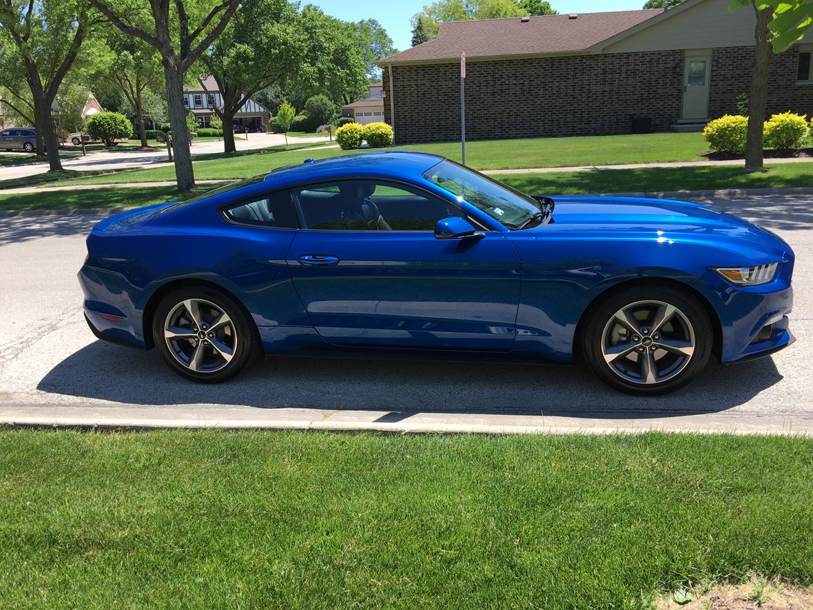 2017 Ford Mustang for sale by owner in Broomfield