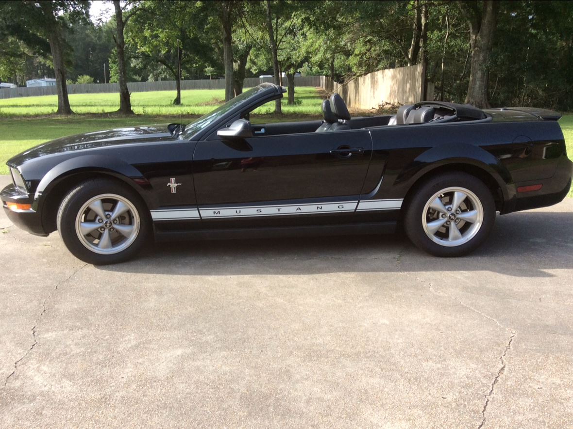 2007 Ford Mustang convertible  for sale by owner in Foxworth