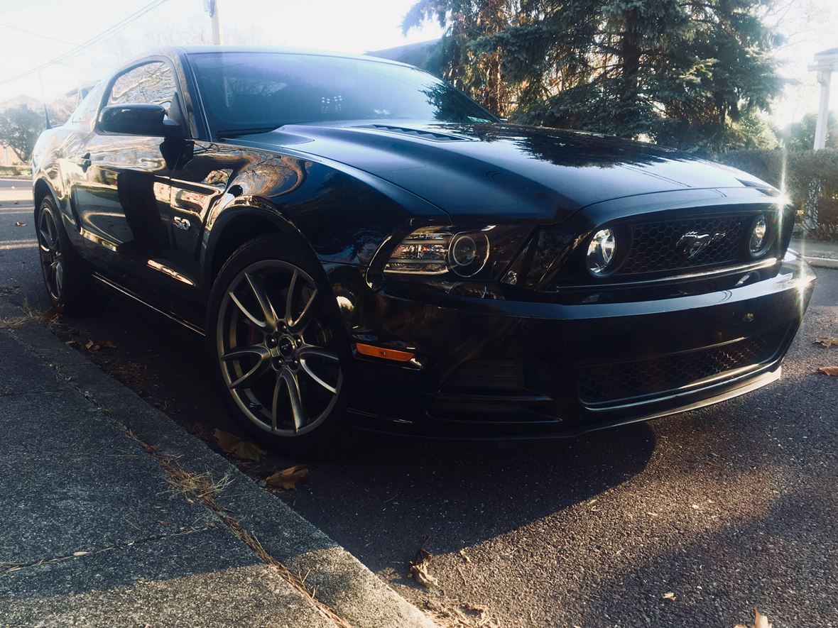 2014 Ford Mustang GT Premium  for sale by owner in Pottstown