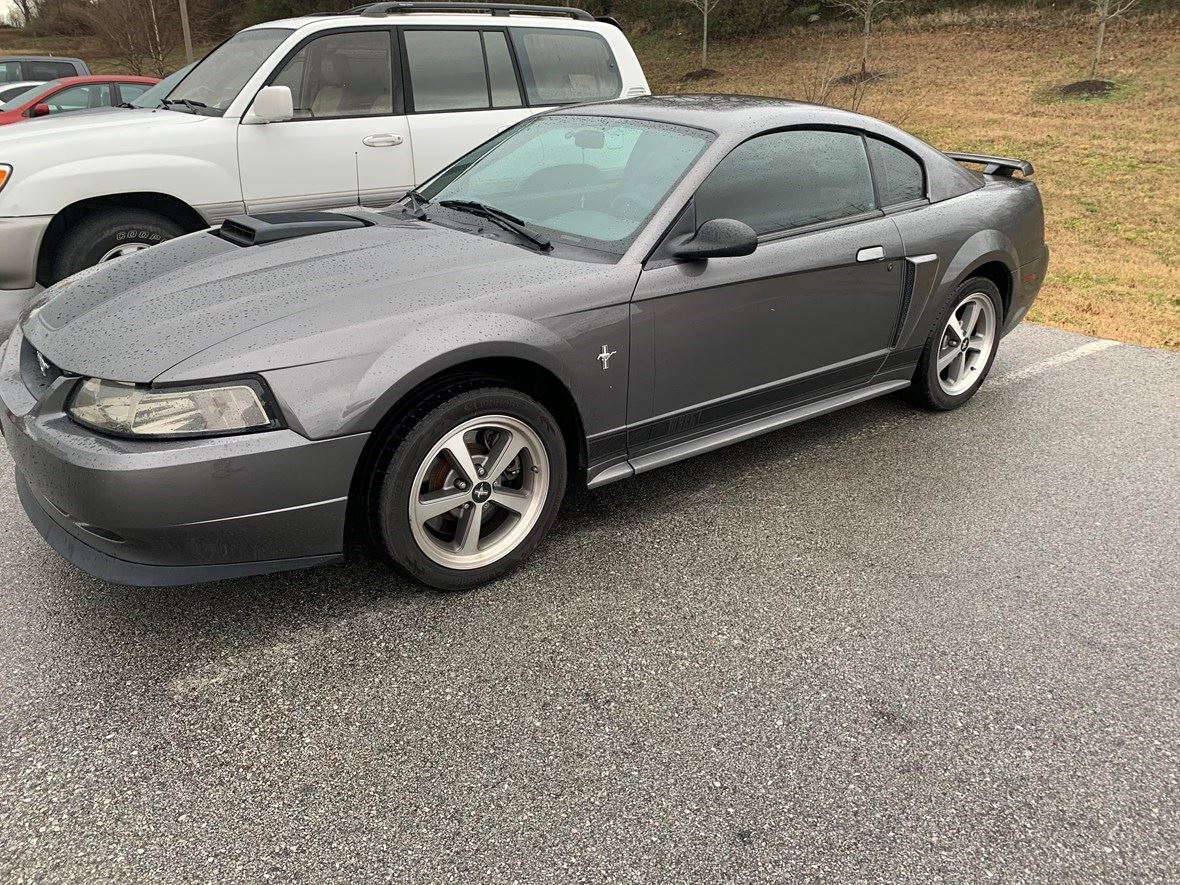 2003 Ford Mustang mach 1 for sale by owner in Jefferson City