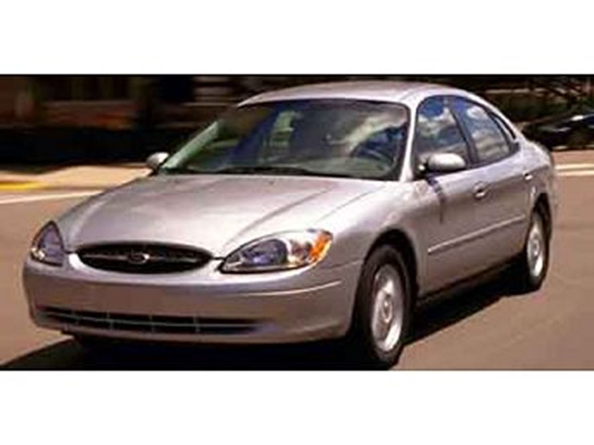 2001 Ford Taurus for sale by owner in Glennville