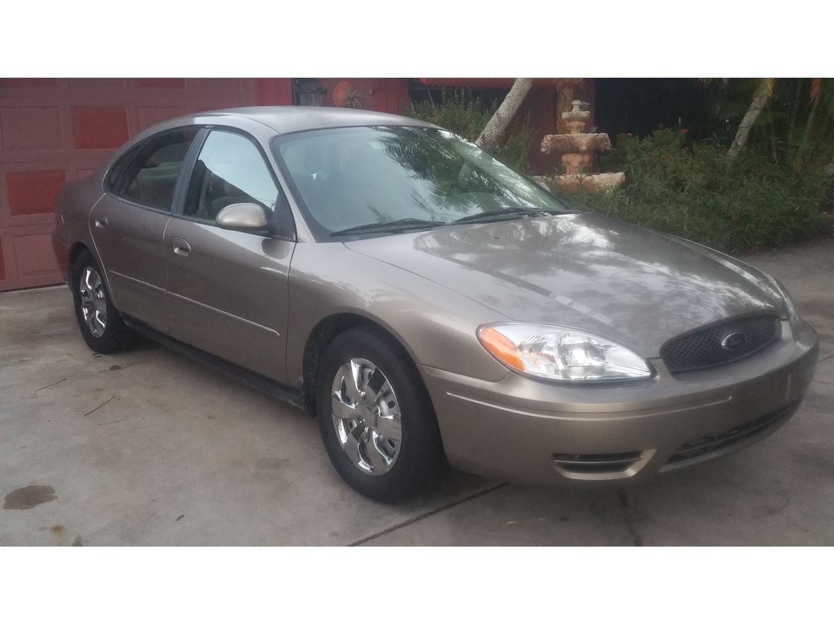 2004 Ford Taurus for sale by owner in Cape Coral