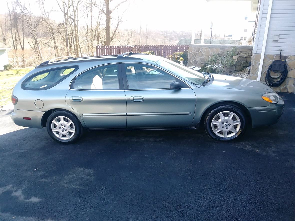 2005 Ford Taurus for sale by owner in West Leisenring
