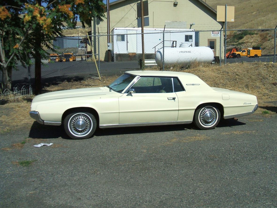 1967 Ford Thunderbird for sale by owner in New Plymouth