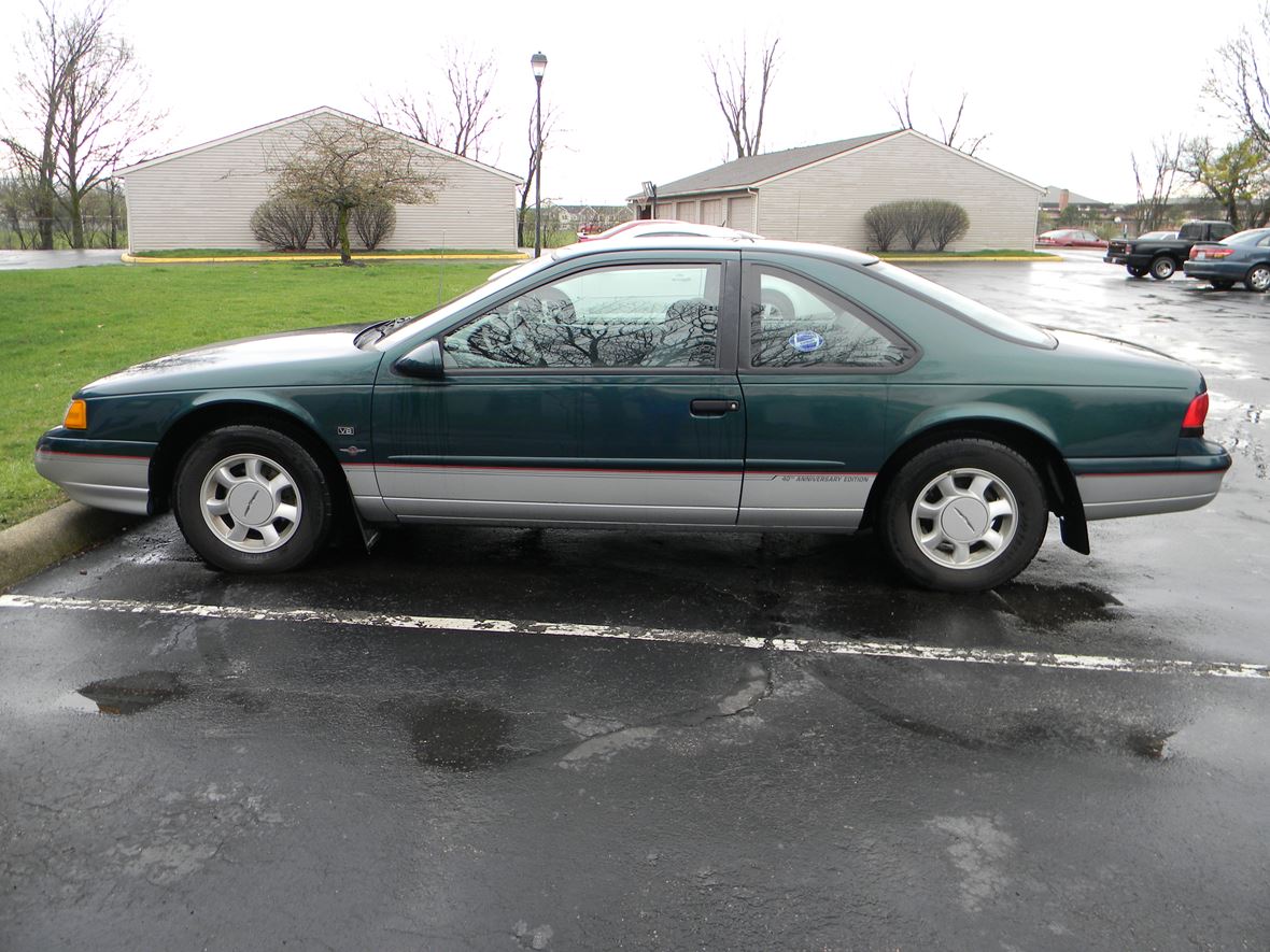 1995 Ford Thunderbird for sale by owner in Hilliard