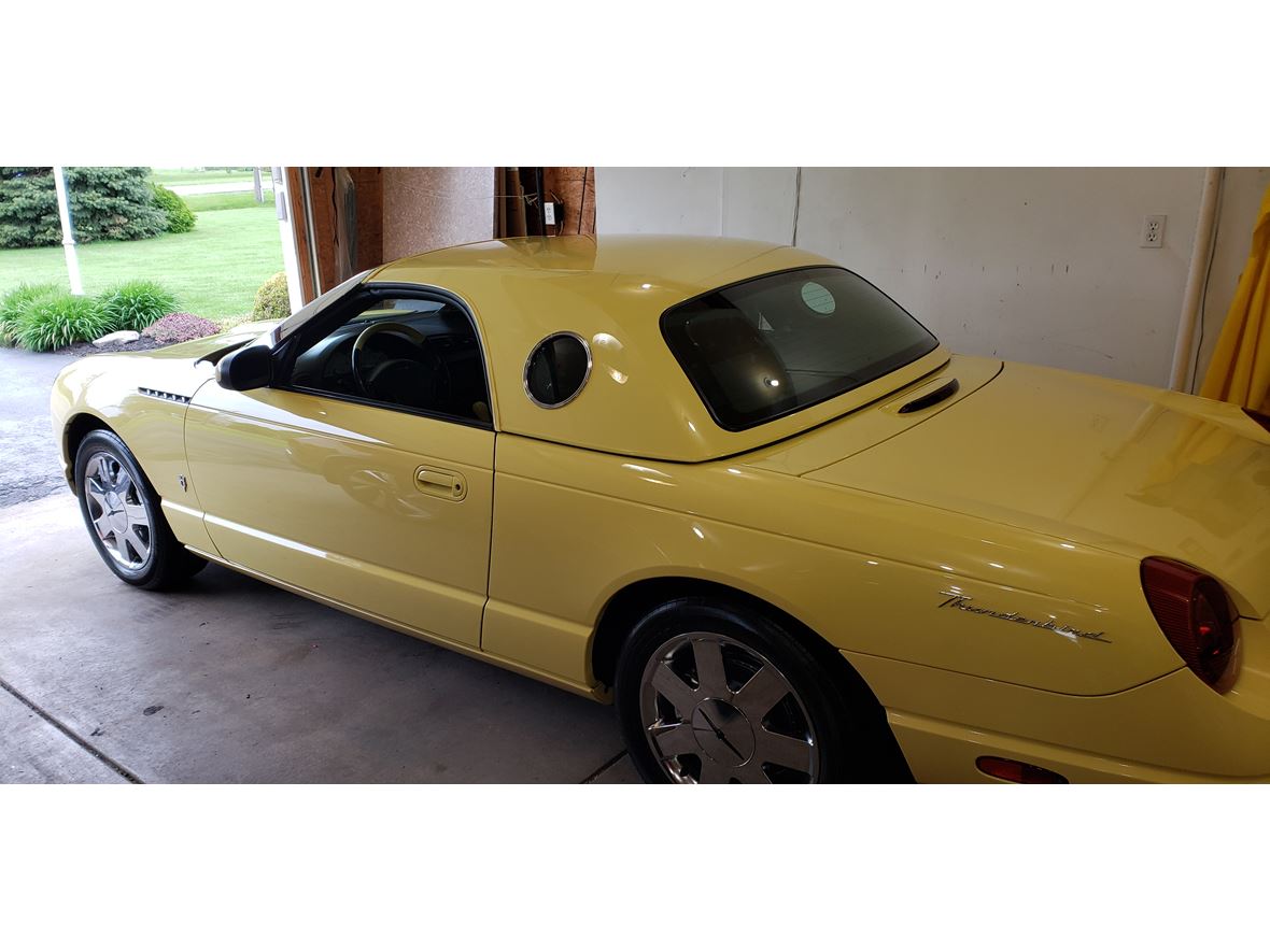2002 Ford Thunderbird for sale by owner in Clarence Center